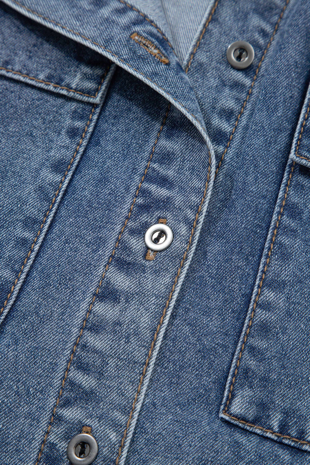 DANNIE RAE DENIM SHORT SLEEVE BUTTON SHIRT