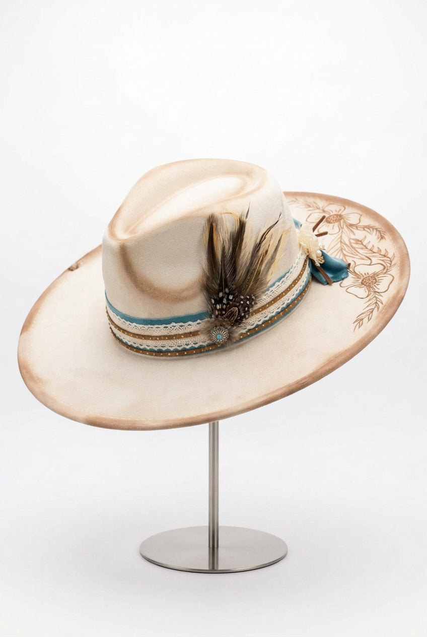 LOLA PEARL DISTRESSED FEATHER HAT