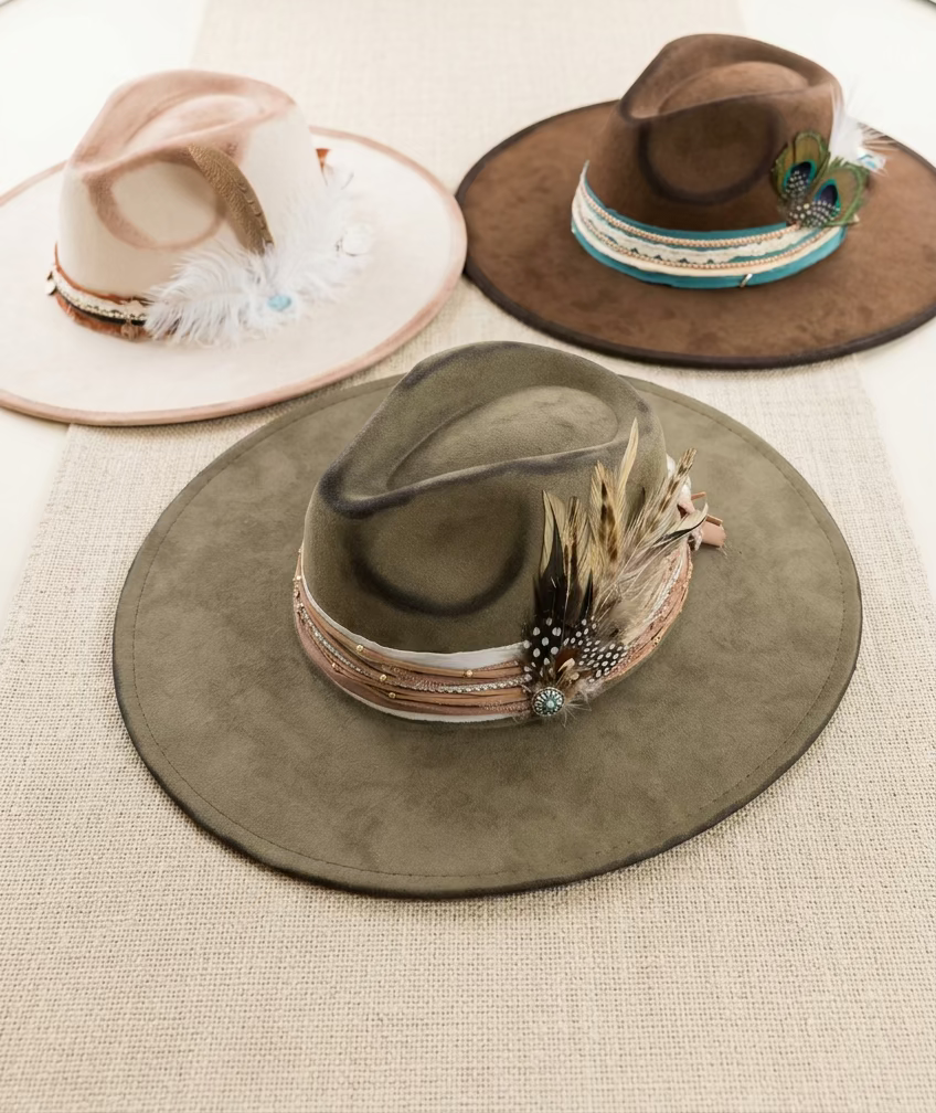 BARBARA LYNN DISTRESSED FEATHER HAT