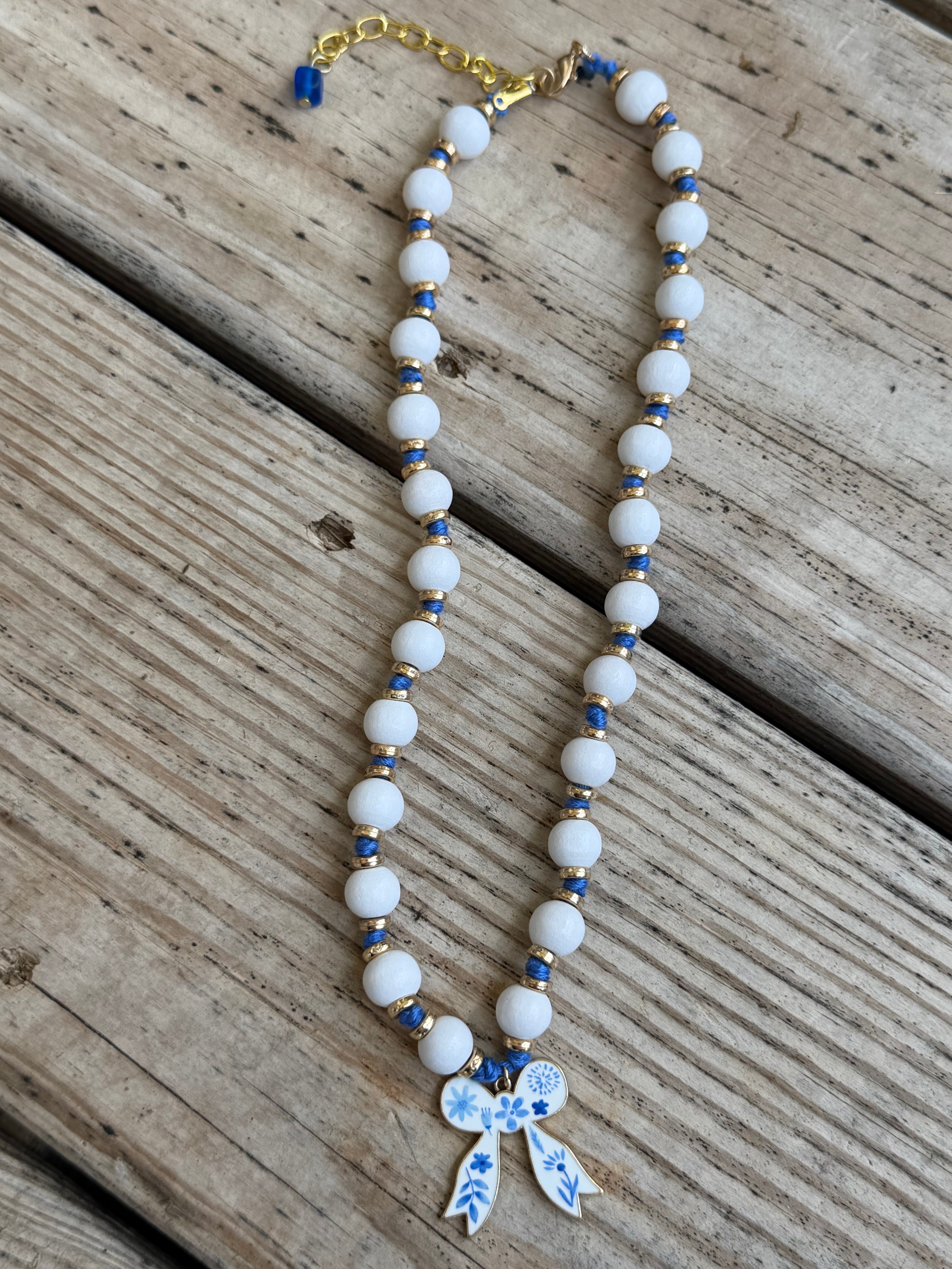 SUTTON NECKLACE- HANDMADE COLLECTION