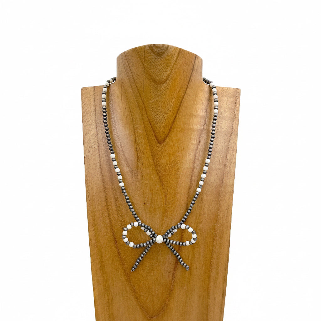 FRANCIS ROSE NECKLACE- WHITE