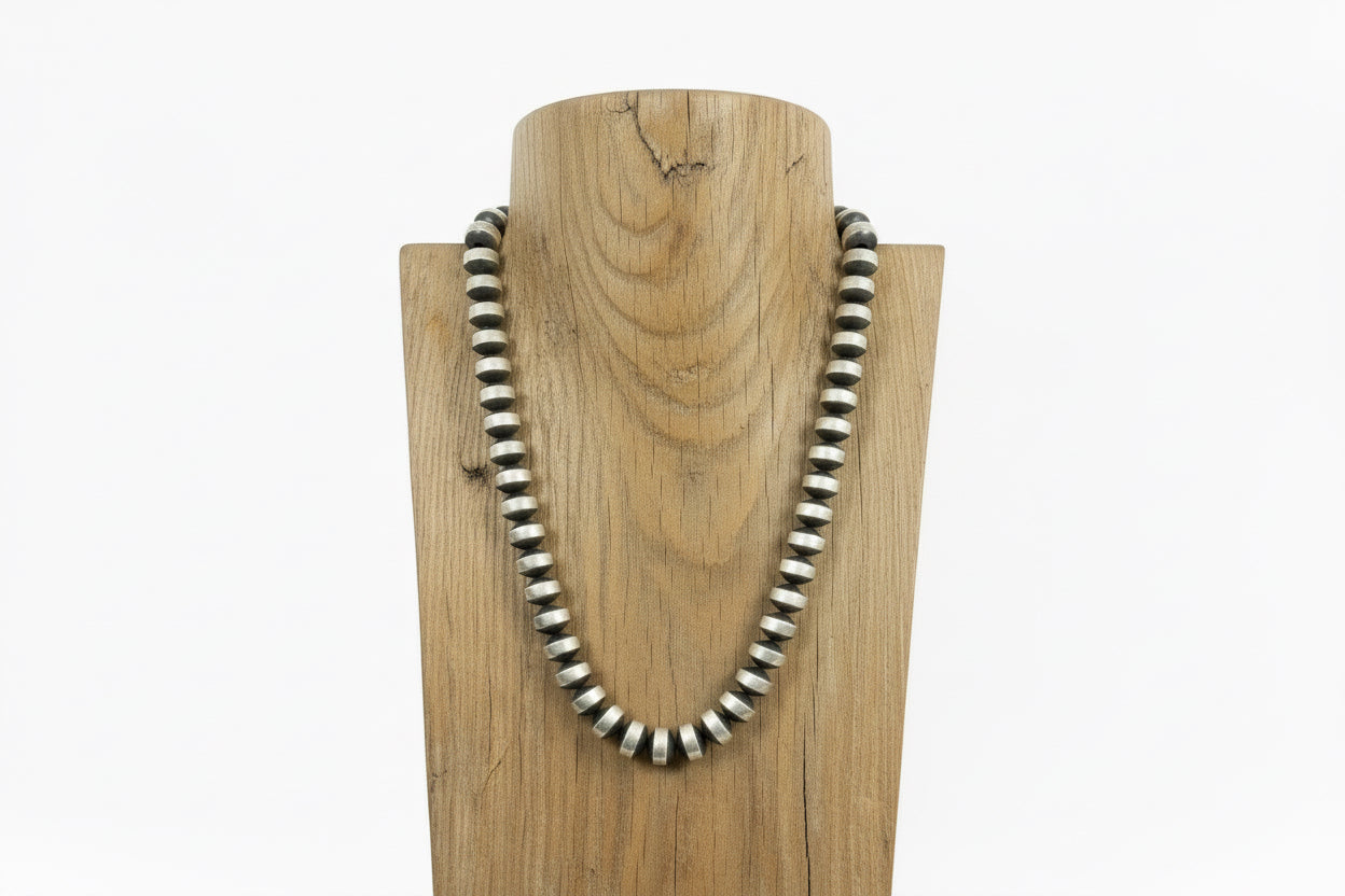 ELVIS NECKLACE