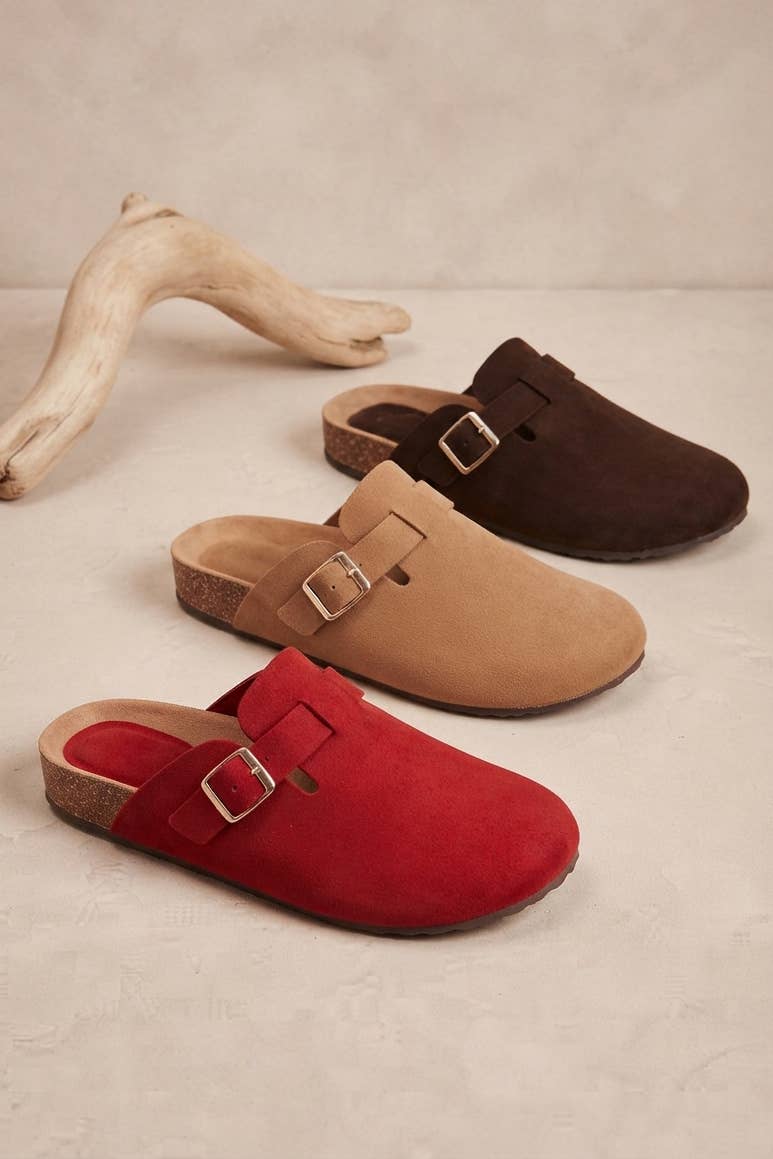 WANDA BLACK CLOGS SLIP-ON MULE